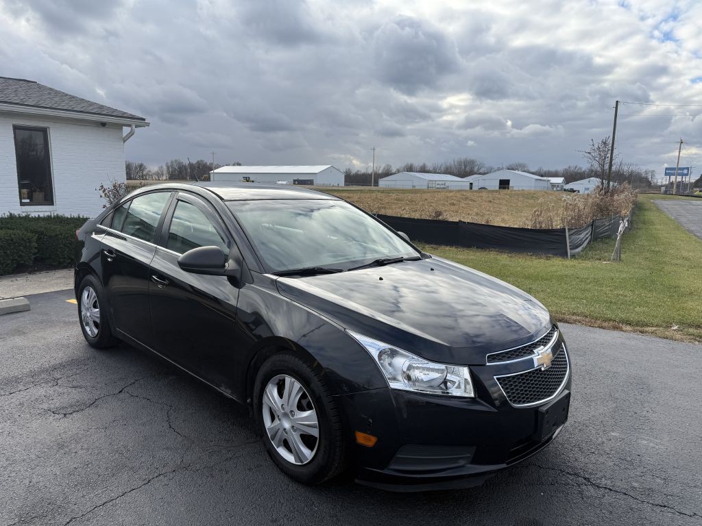 2012 Chevrolet Cruze Image 1