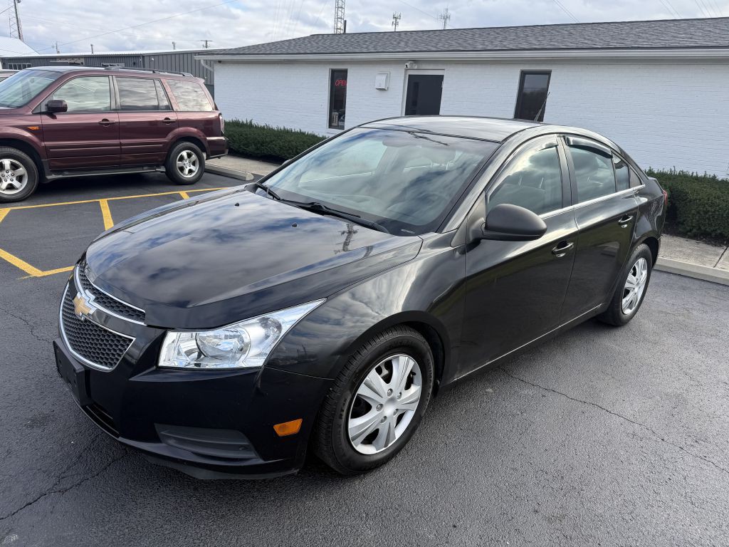 2012 Chevrolet Cruze Image 2