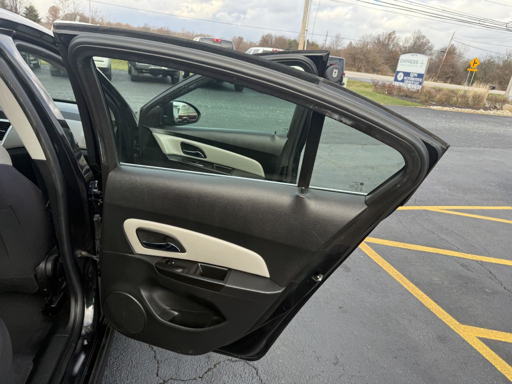 2012 Chevrolet Cruze Image 15