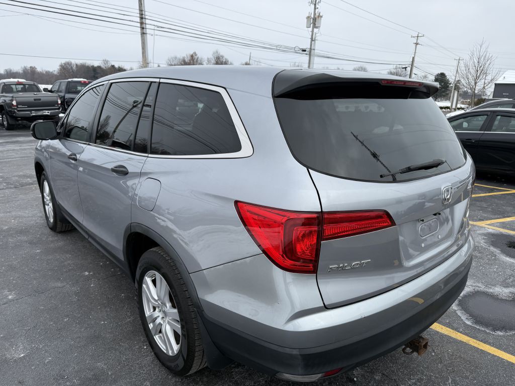 2017 Honda Pilot Image 3