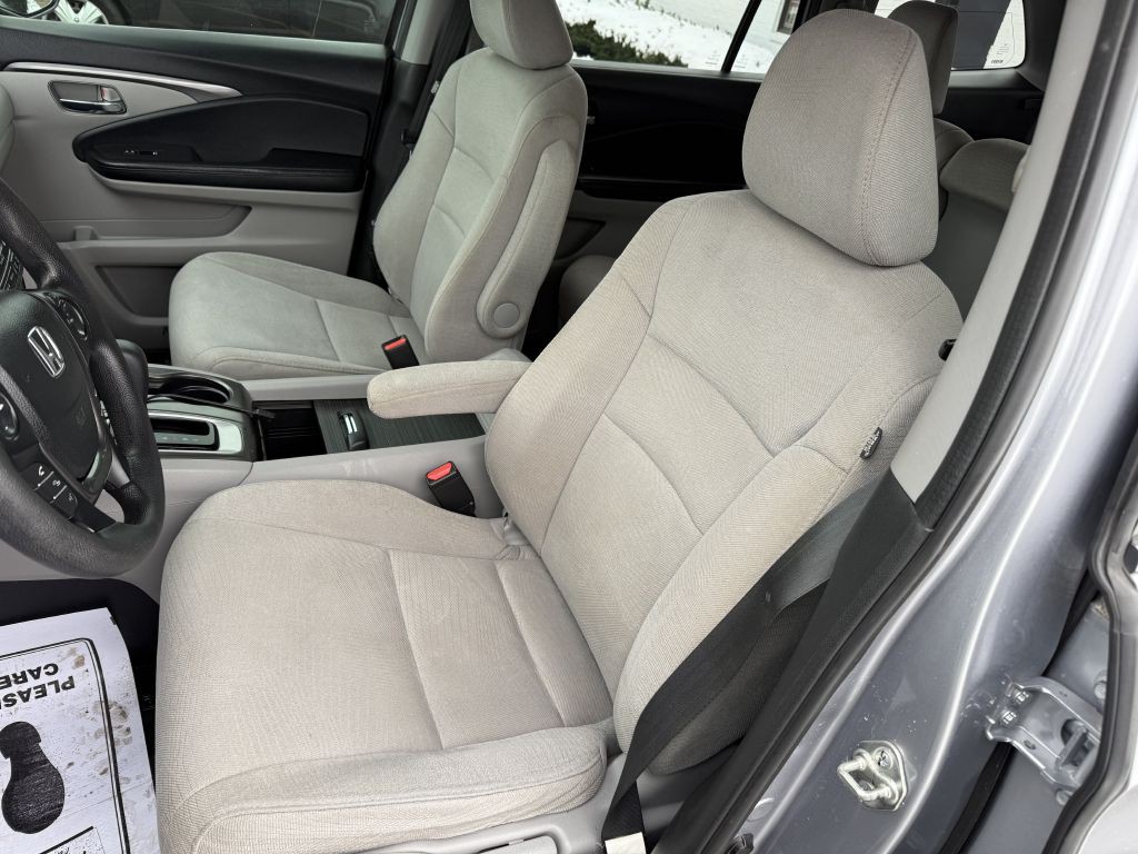 2017 Honda Pilot Image 6
