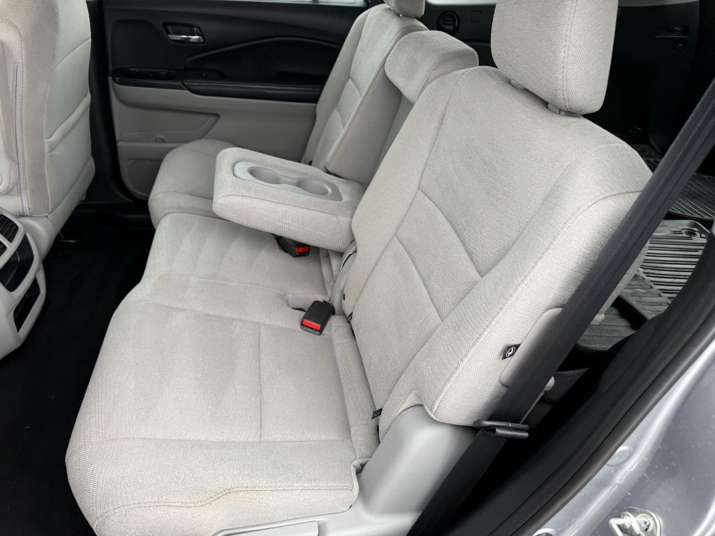 2017 Honda Pilot Image 7