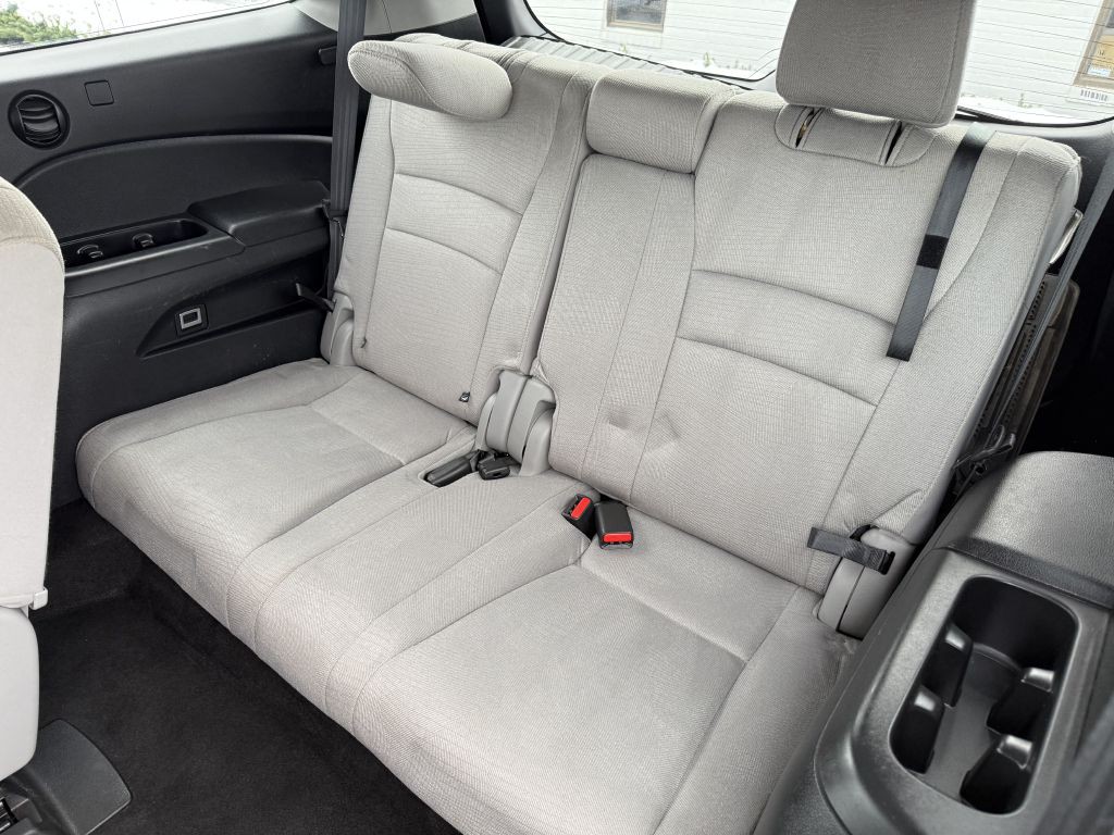 2017 Honda Pilot Image 8
