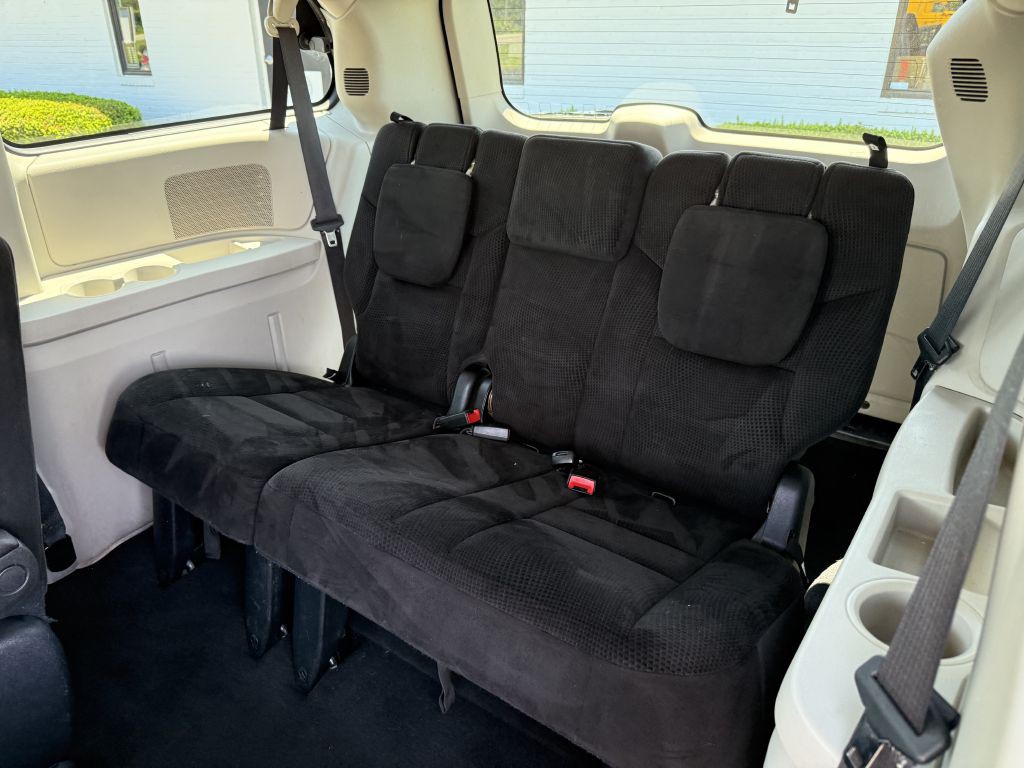 2016 Dodge Grand Caravan Image 9