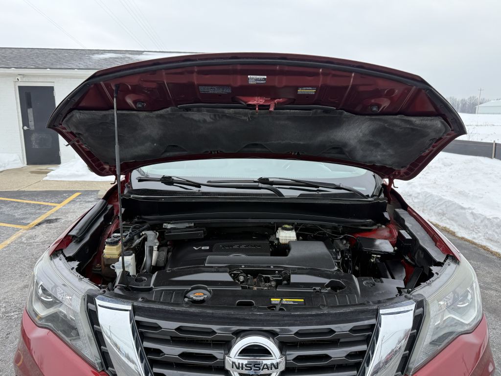 2017 Nissan Pathfinder Image 22