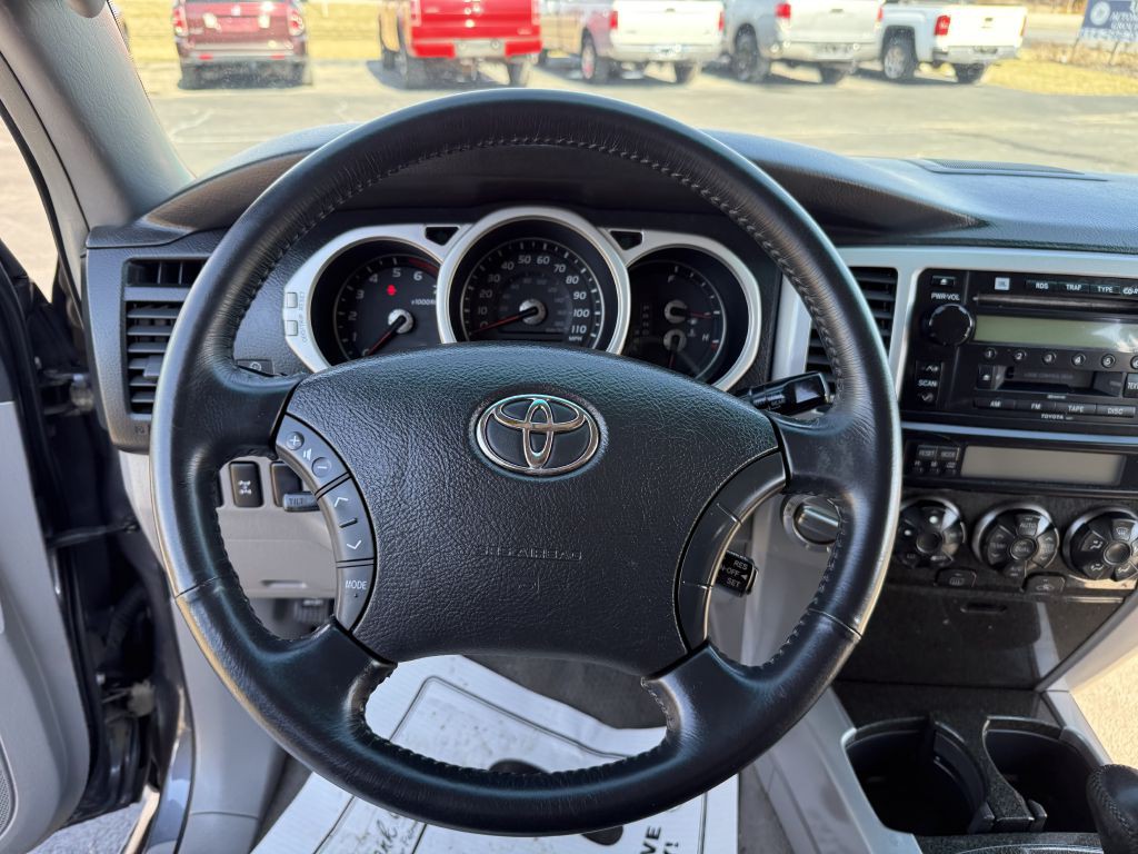 2003 Toyota 4Runner Image 9