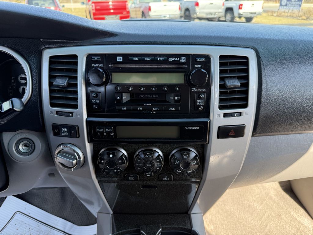 2003 Toyota 4Runner Image 10