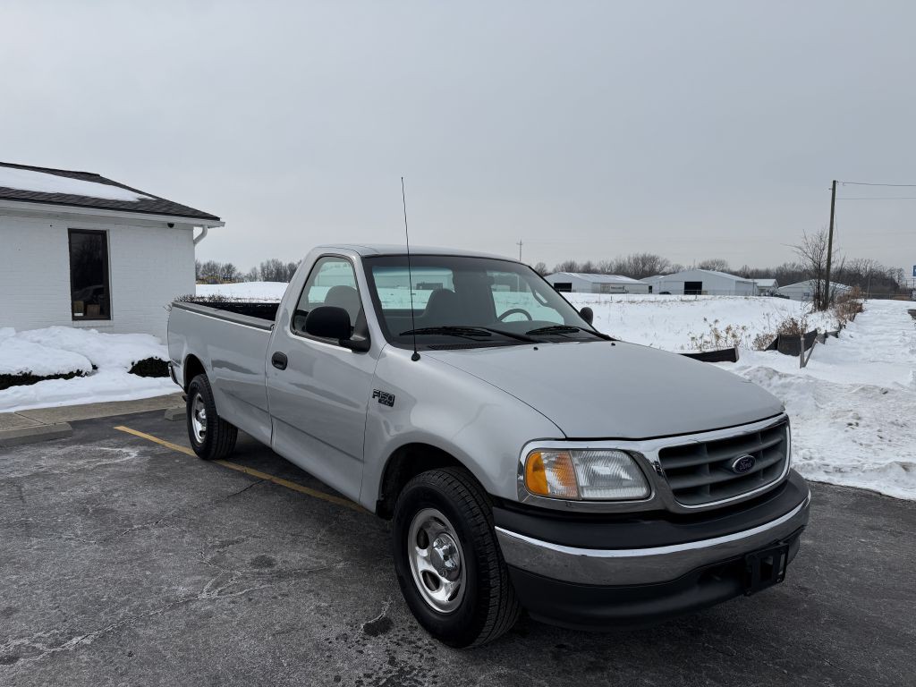 2002 Ford F-150 Image 1