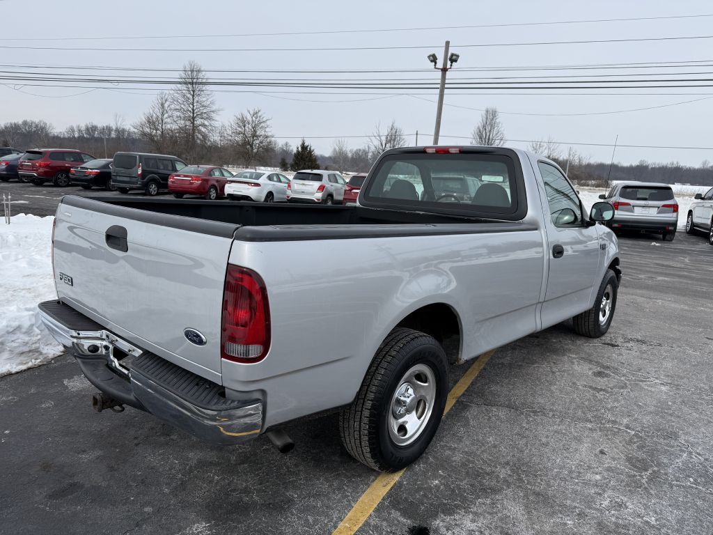 2002 Ford F-150 Image 4
