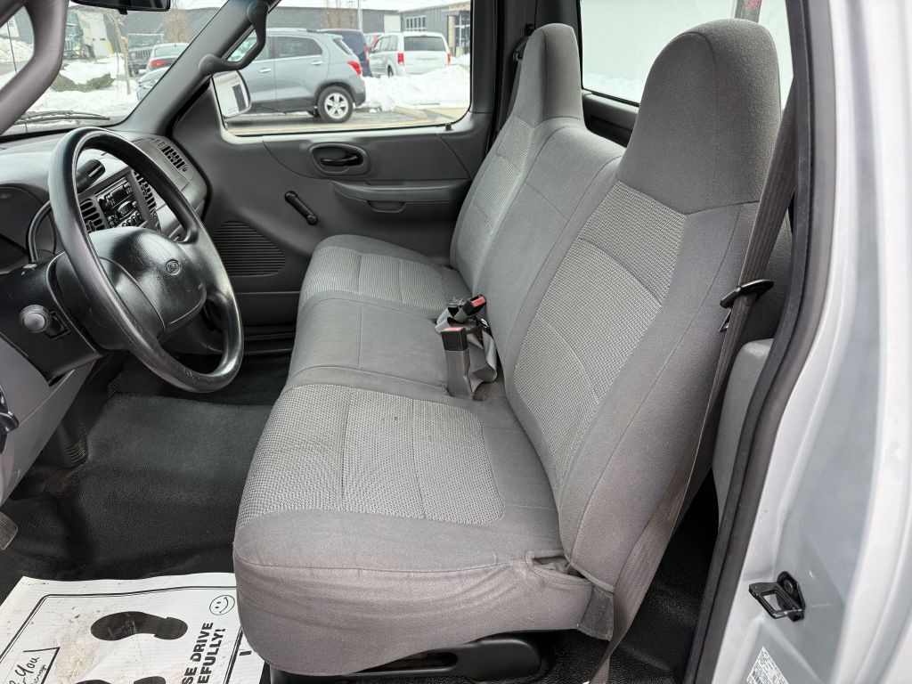 2002 Ford F-150 Image 5