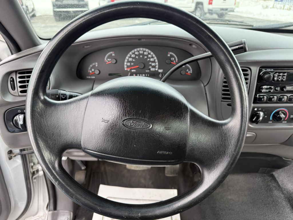 2002 Ford F-150 Image 7