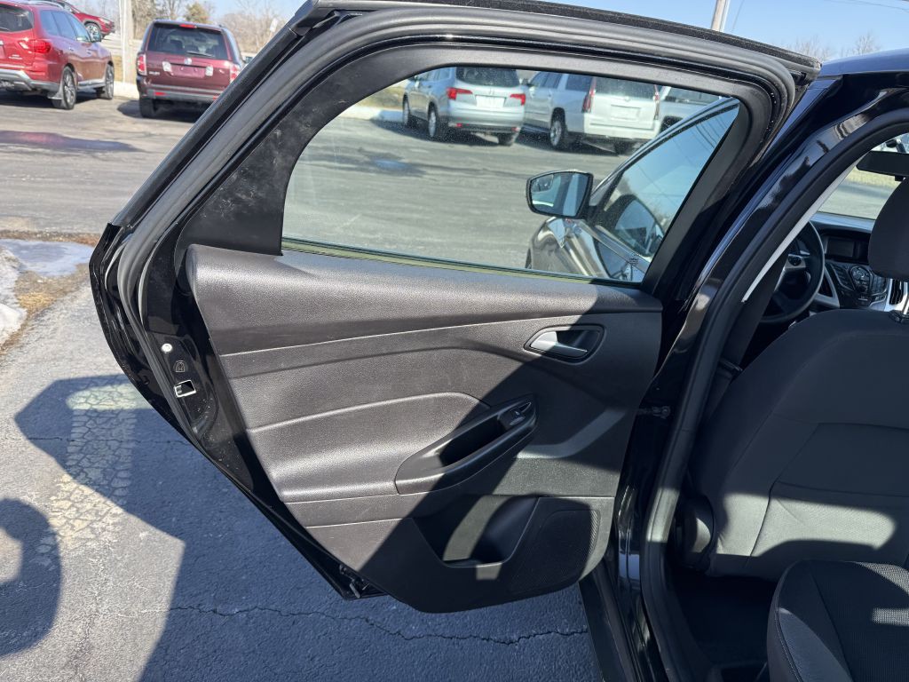 2014 Ford Focus Image 14