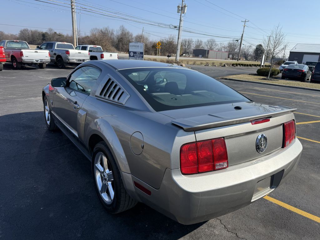 2009 Ford Mustang Image 3