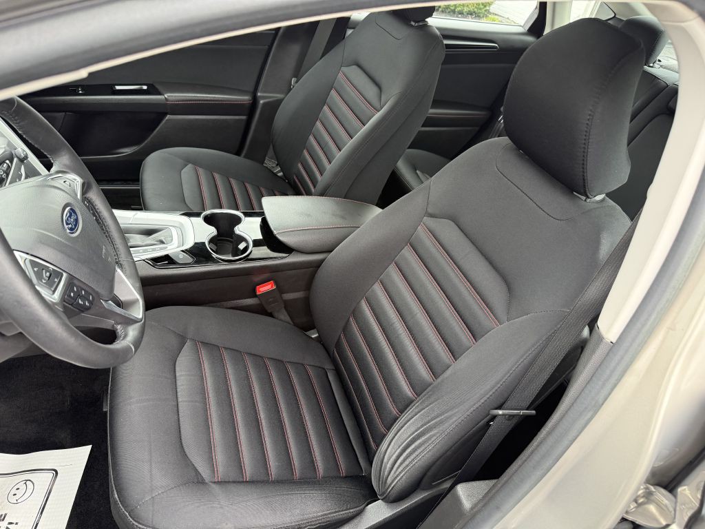 2015 Ford Fusion Image 6