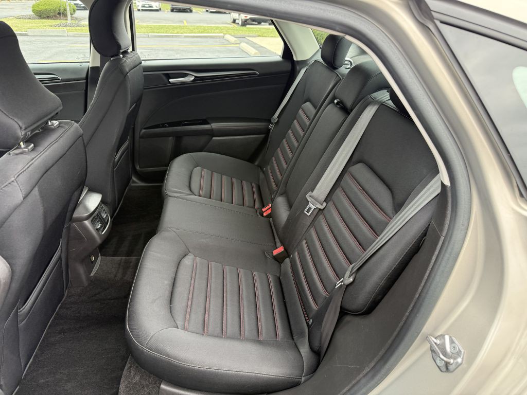 2015 Ford Fusion Image 7