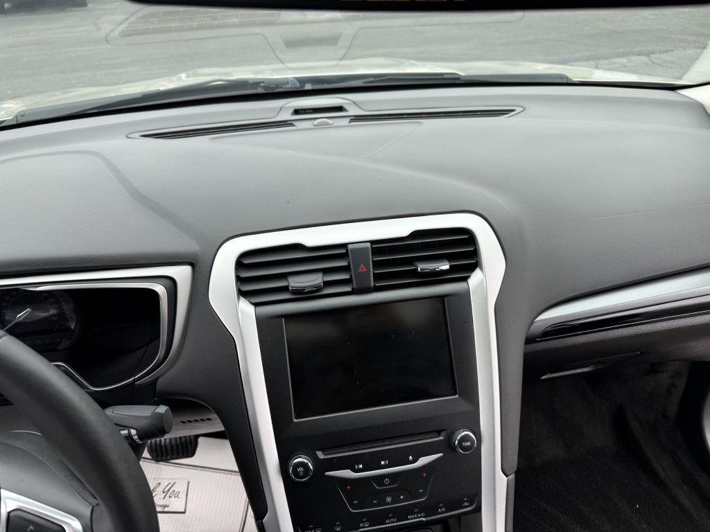 2015 Ford Fusion Image 13