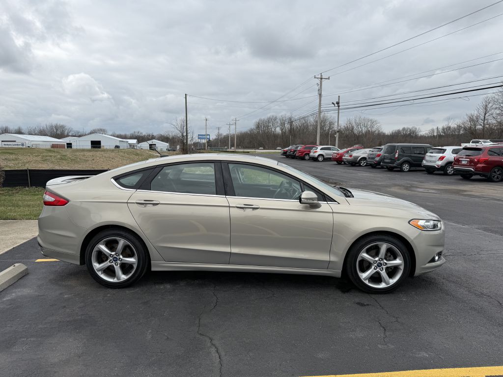 2015 Ford Fusion Image 24