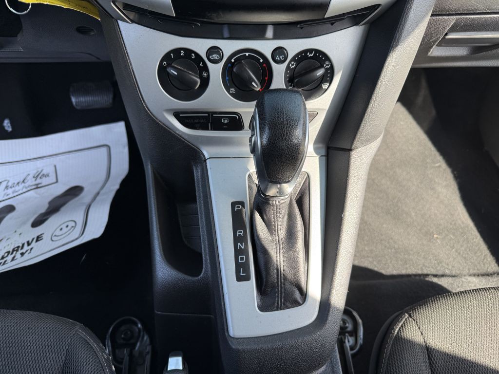 2014 Ford Focus Image 11