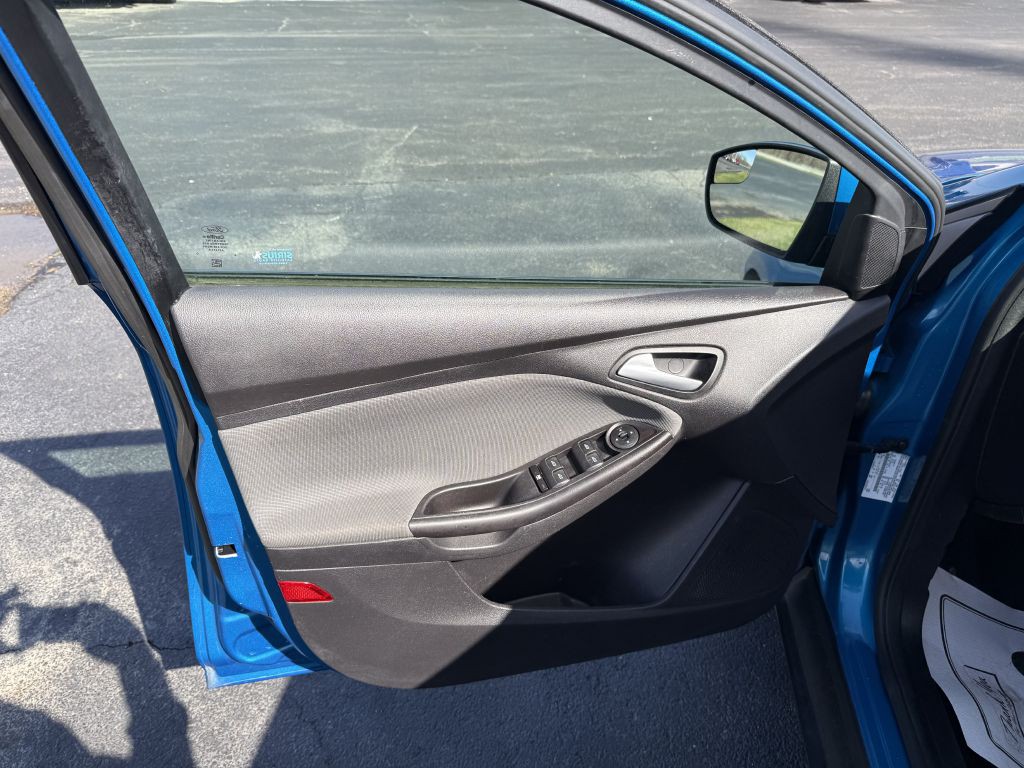 2014 Ford Focus Image 13