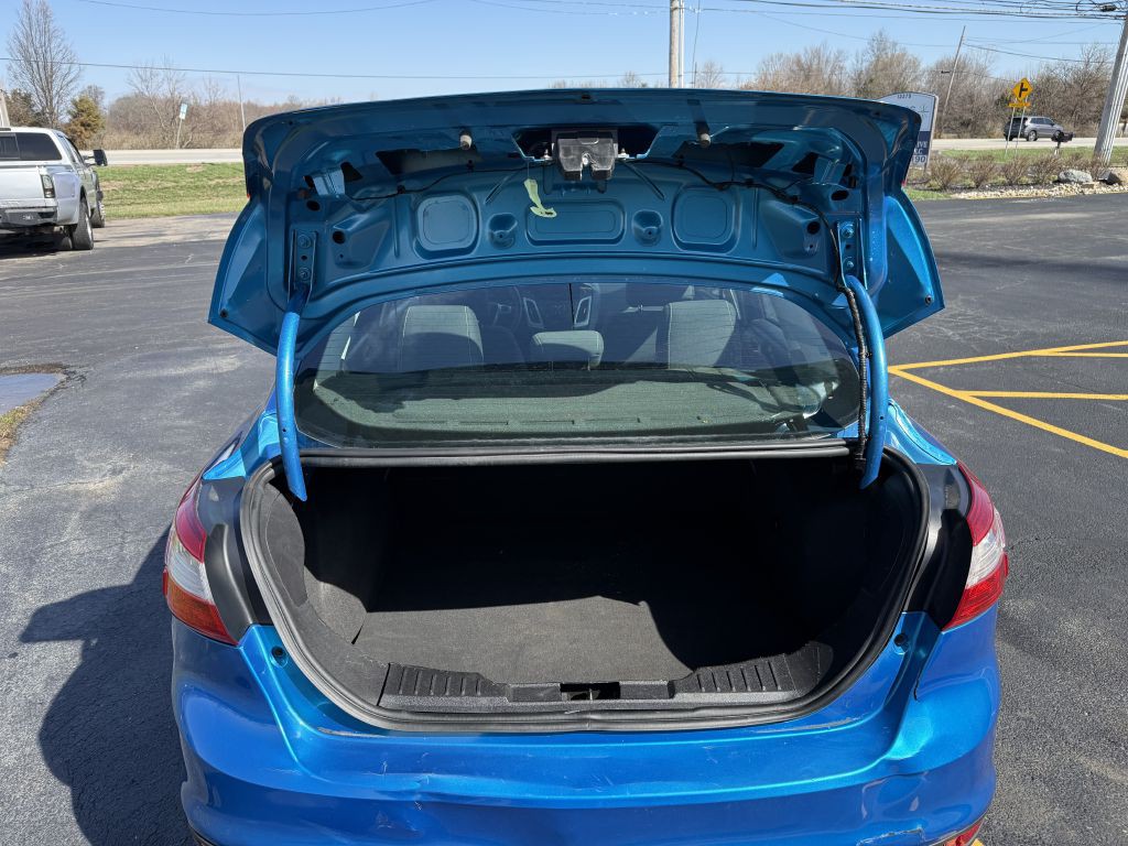 2014 Ford Focus Image 17