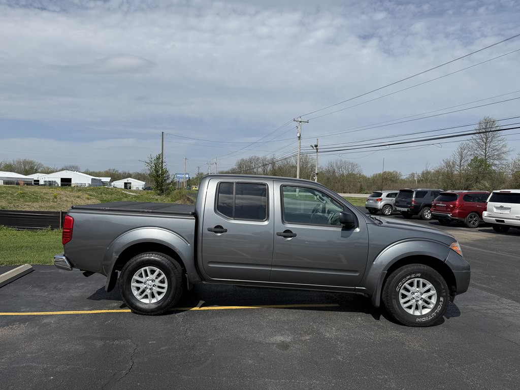 2016 Nissan Frontier Image 22