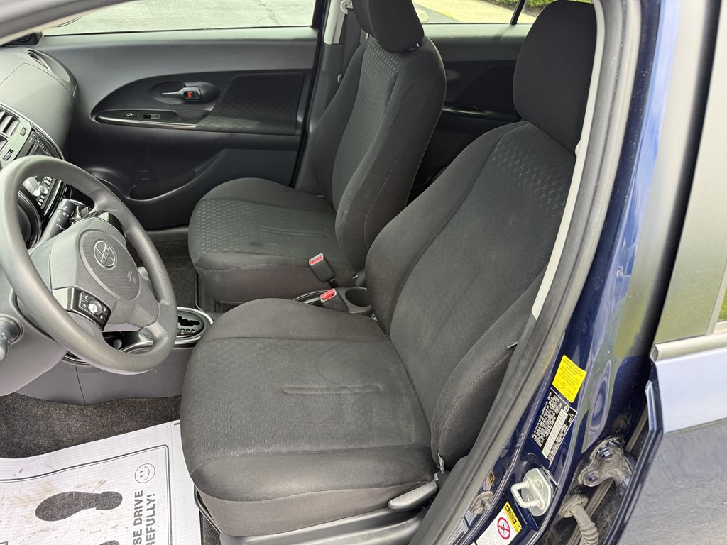 2010 Scion xD Image 6