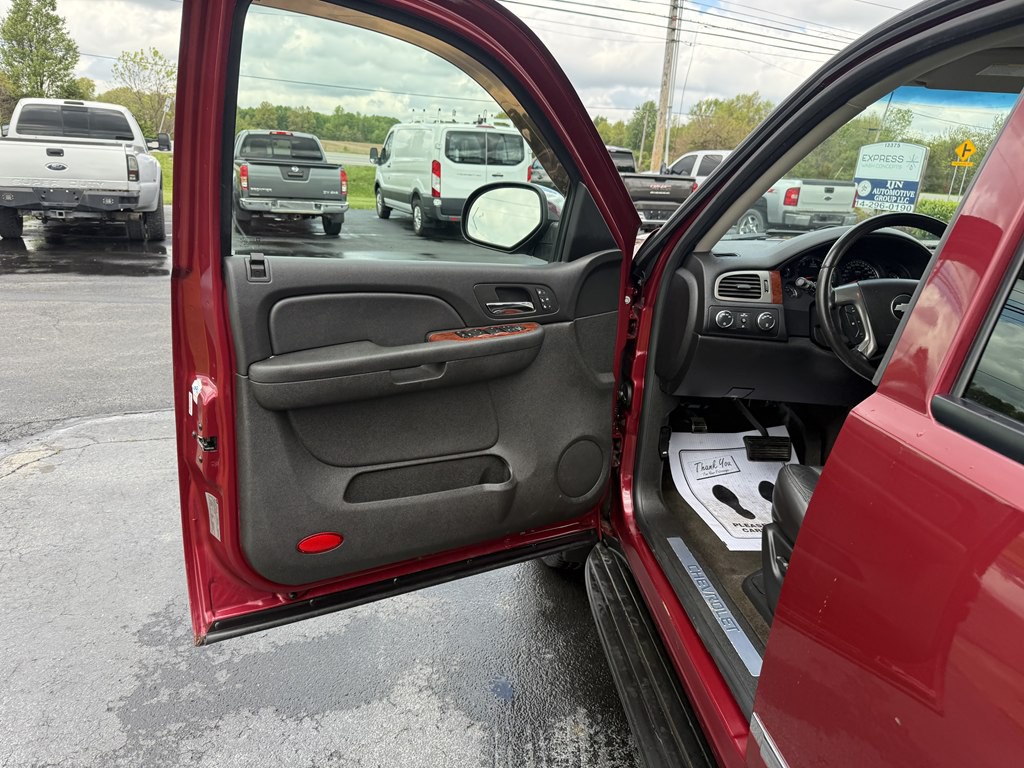 2009 Chevrolet Tahoe Image 17