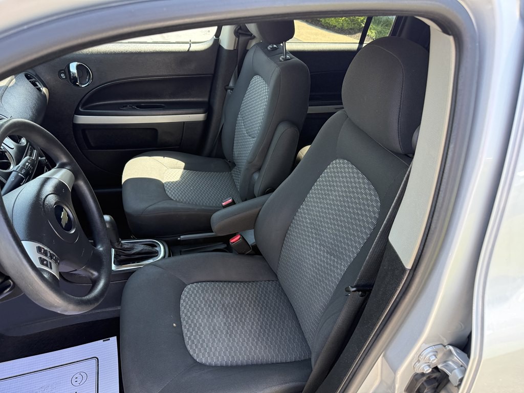 2009 Chevrolet HHR Image 5