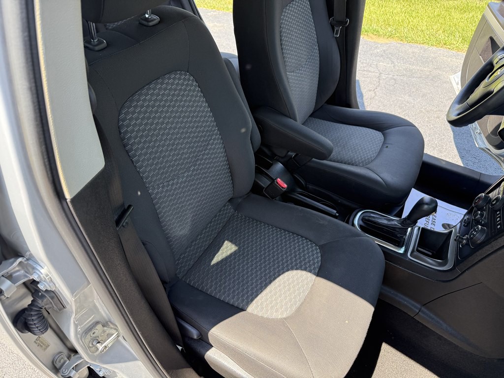 2009 Chevrolet HHR Image 7