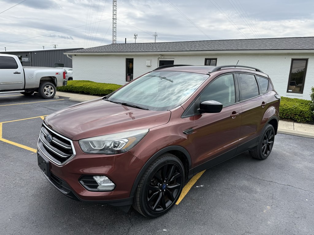 2018 Ford Escape Image 2