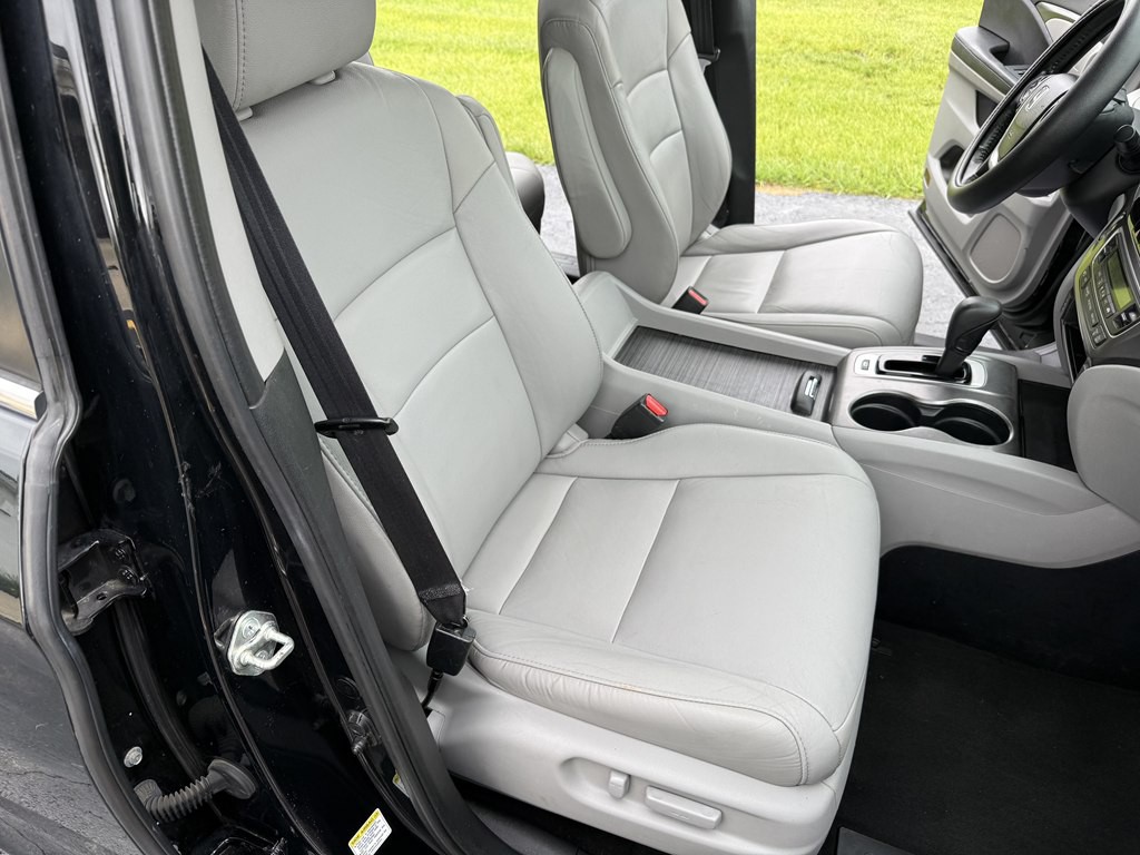 2016 Honda Pilot Image 9