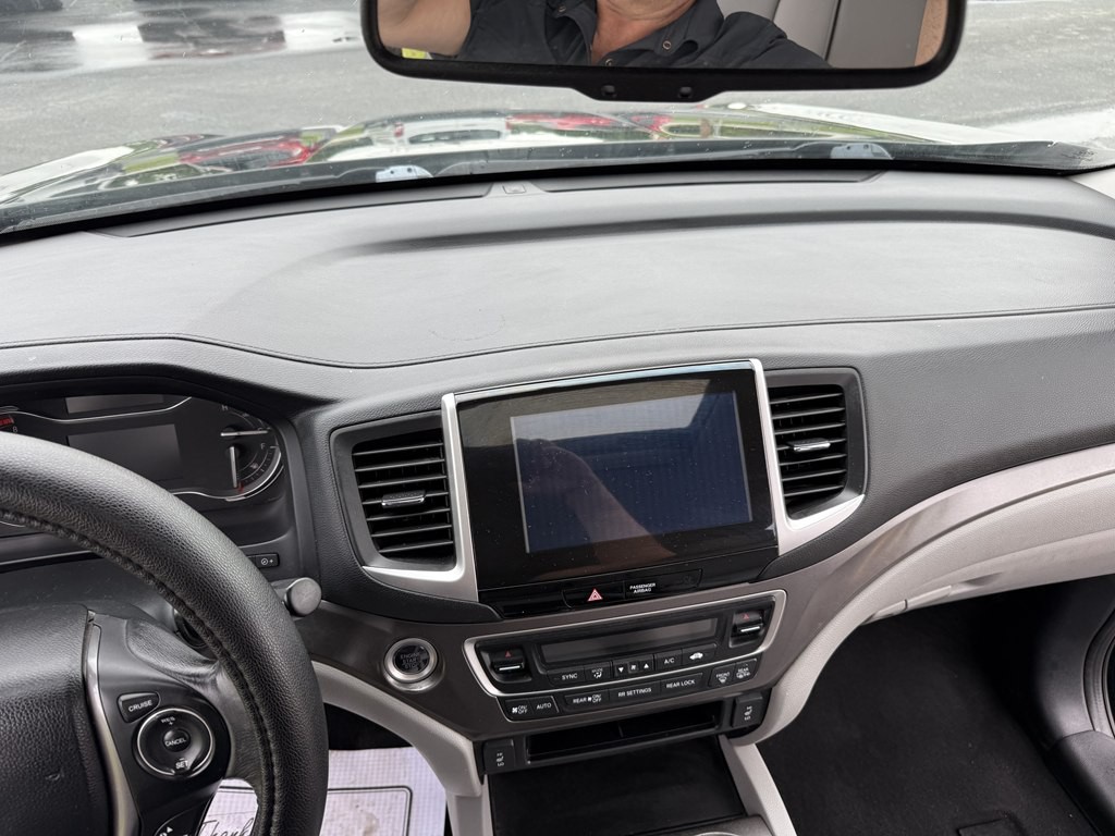 2016 Honda Pilot Image 14