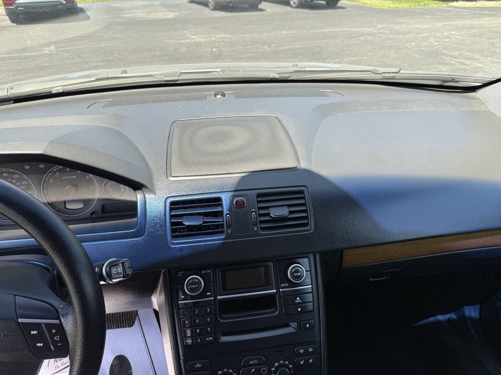 2007 Volvo XC90 Image 12