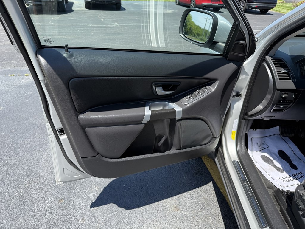2007 Volvo XC90 Image 14