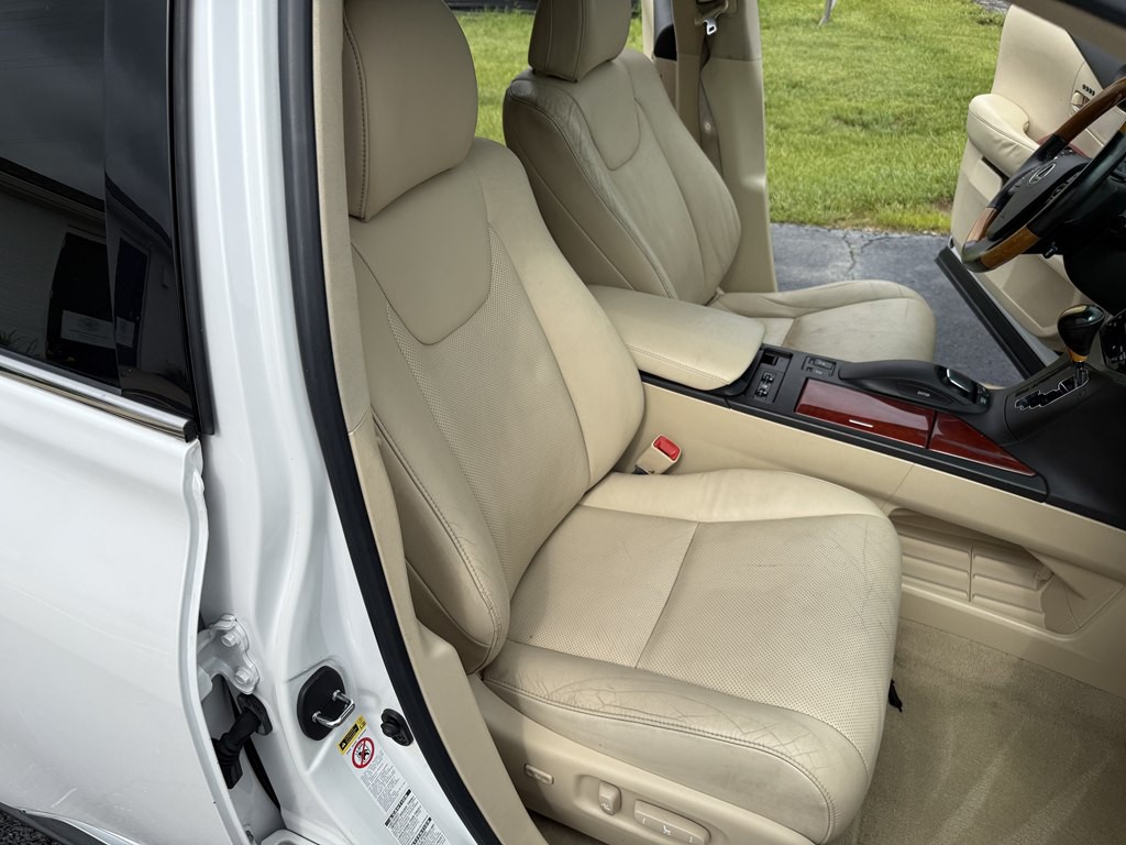 2012 Lexus RX Image 8