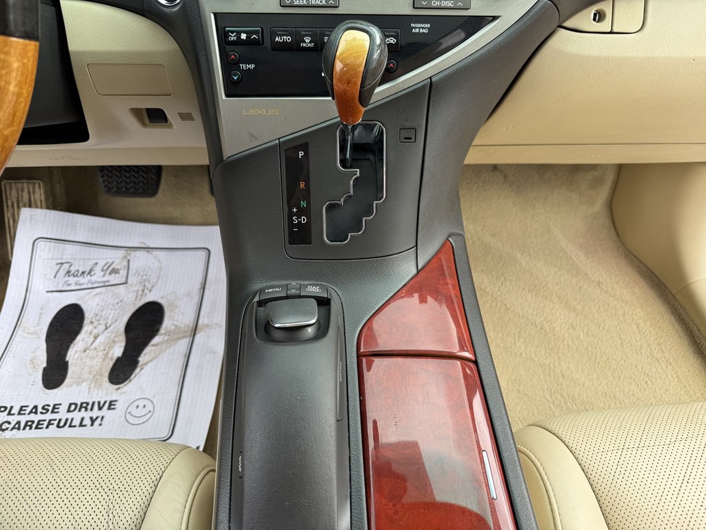 2012 Lexus RX Image 12