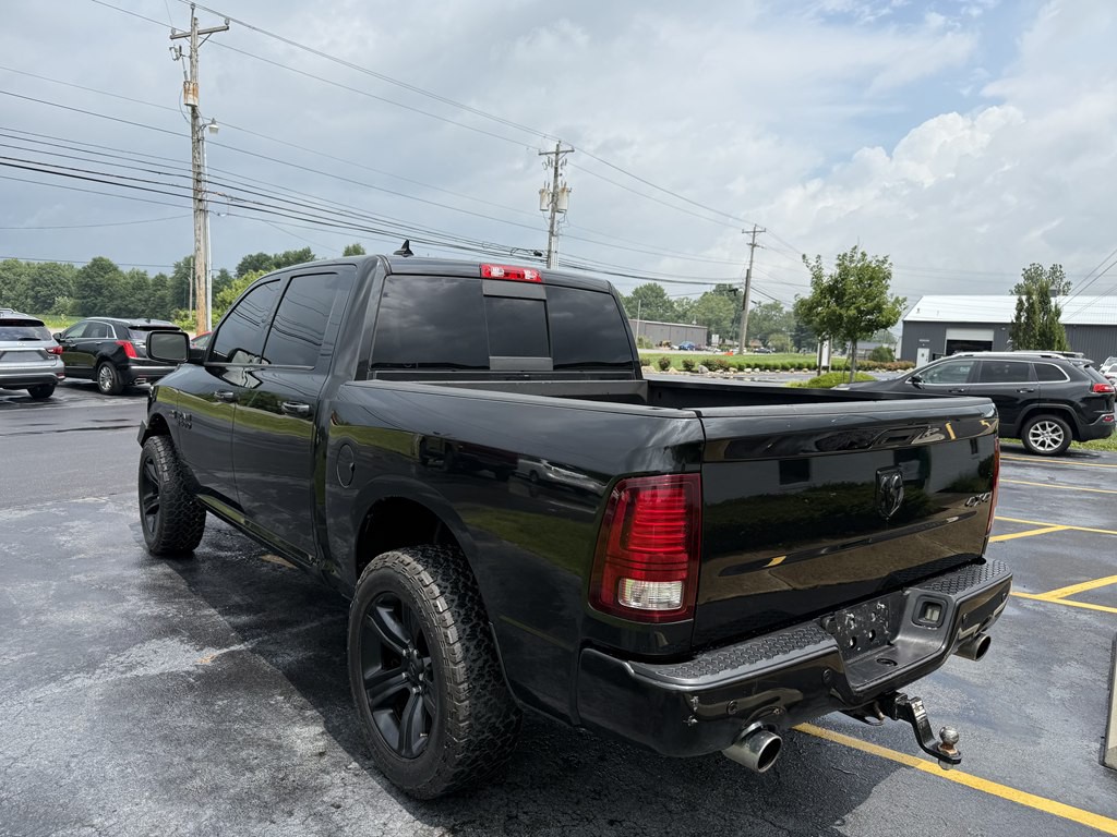 2016 RAM 1500 Image 3