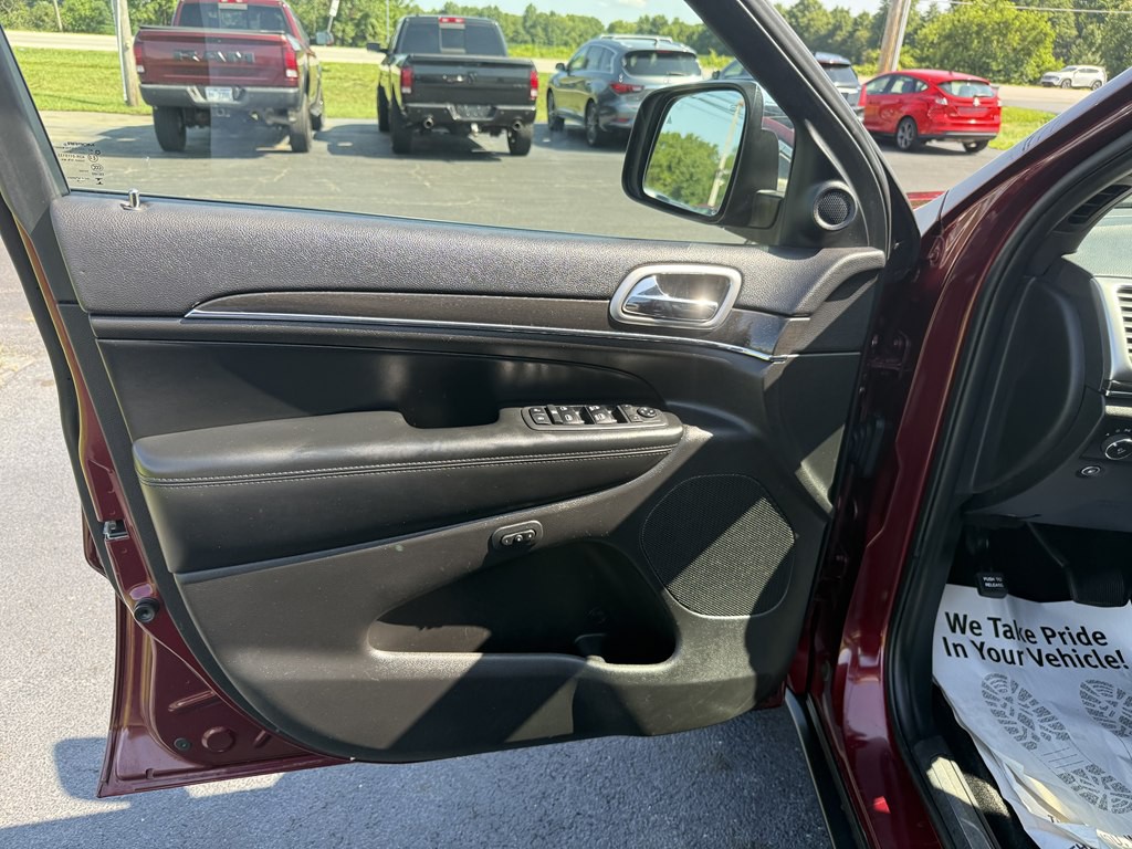 2018 Jeep Grand Cherokee Image 40