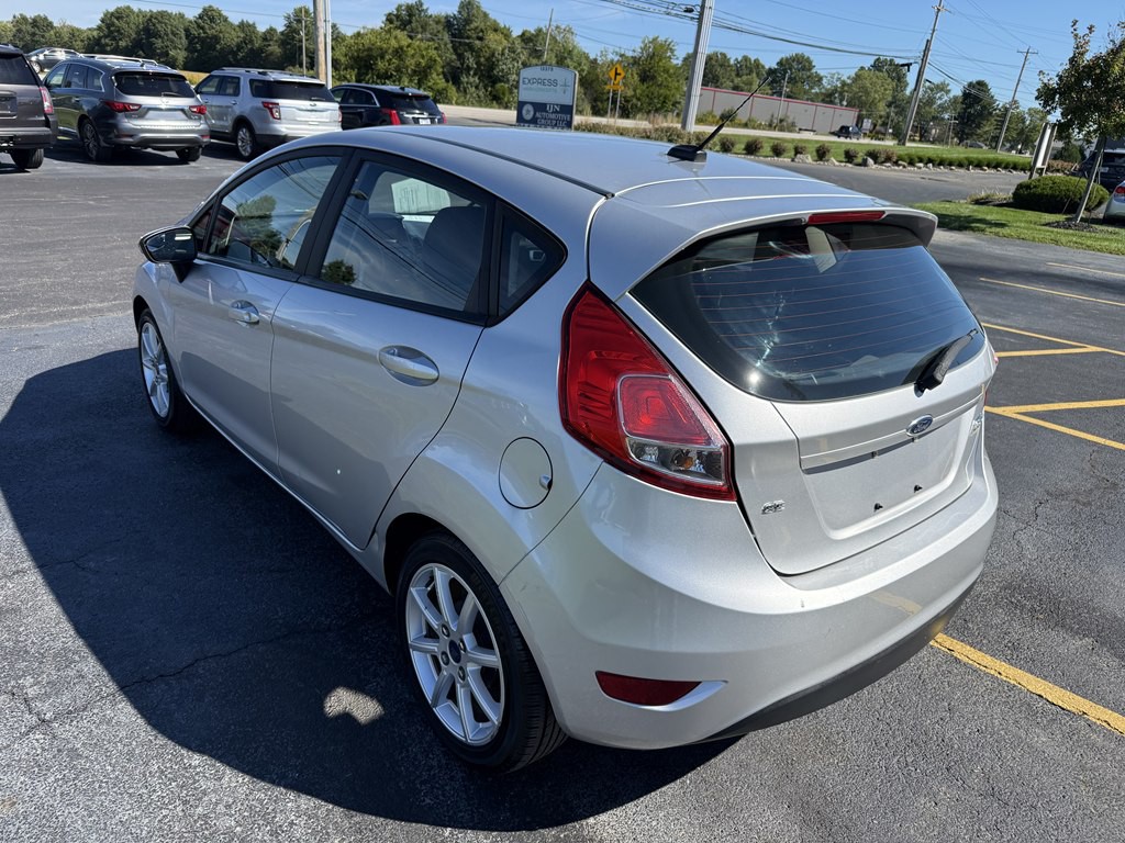 2015 Ford Fiesta Image 3