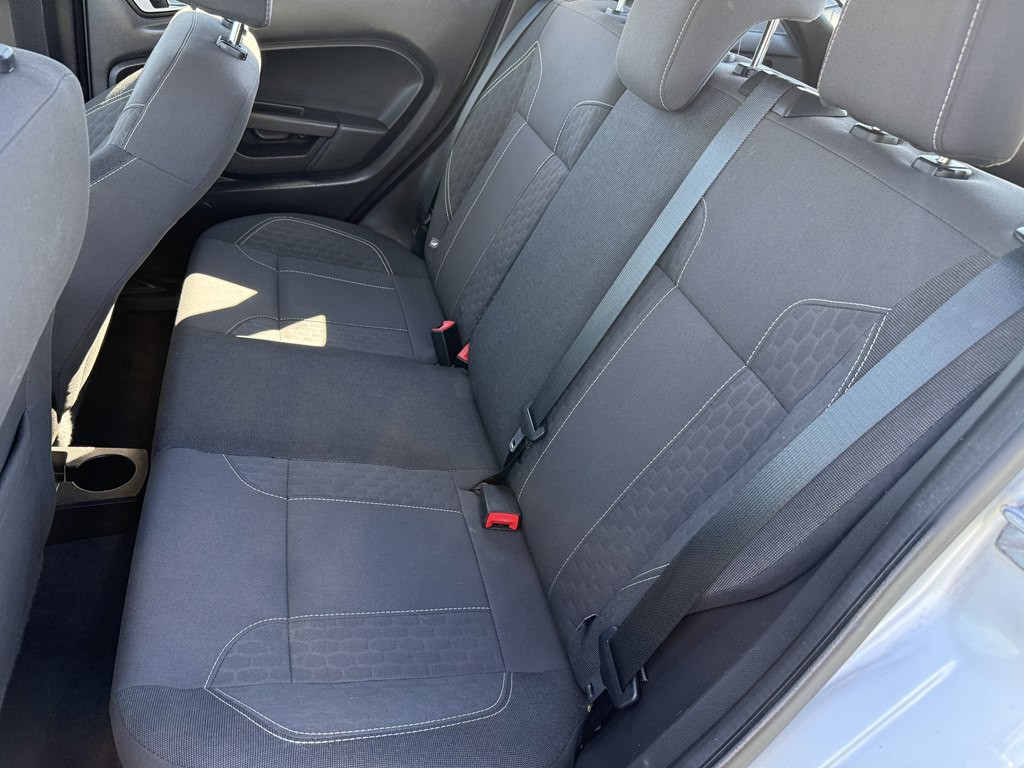 2015 Ford Fiesta Image 7