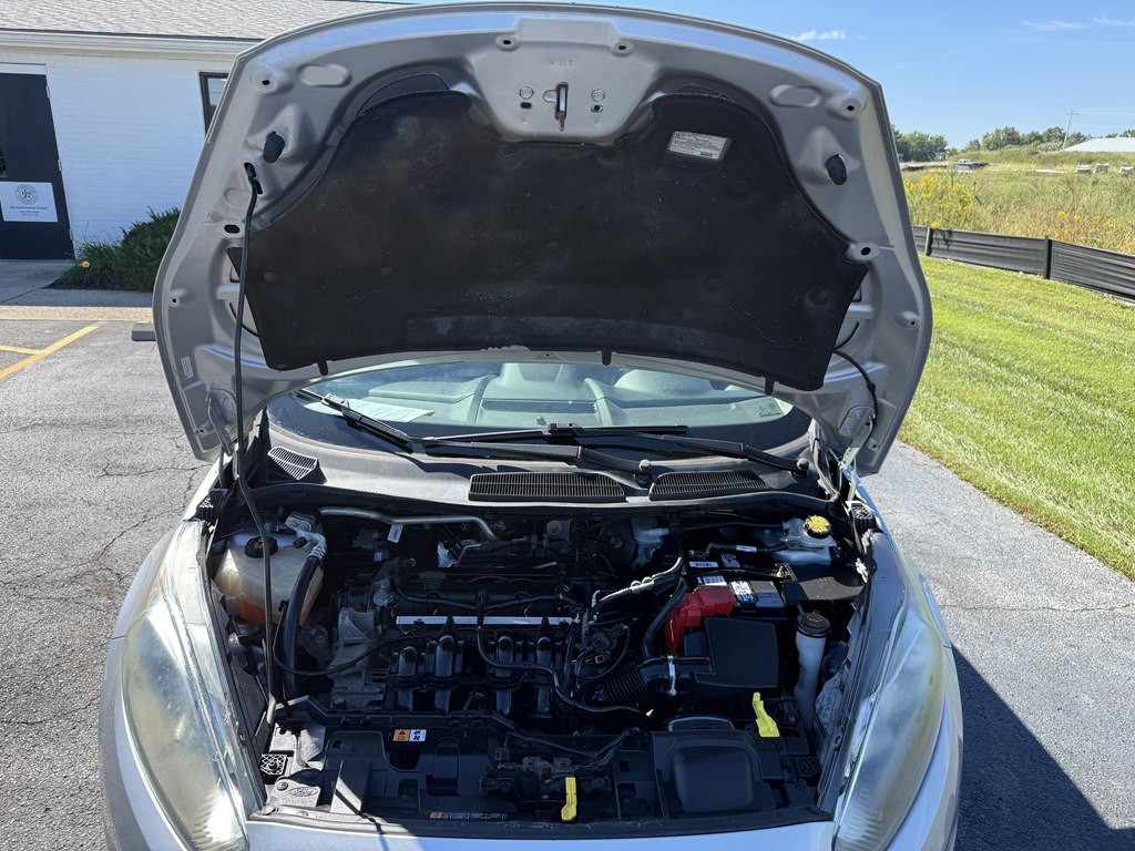 2015 Ford Fiesta Image 20