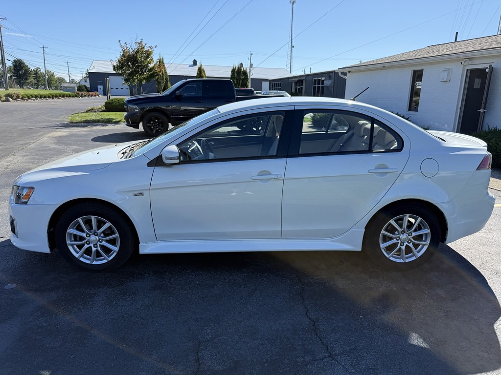 2016 Mitsubishi Lancer Image 20