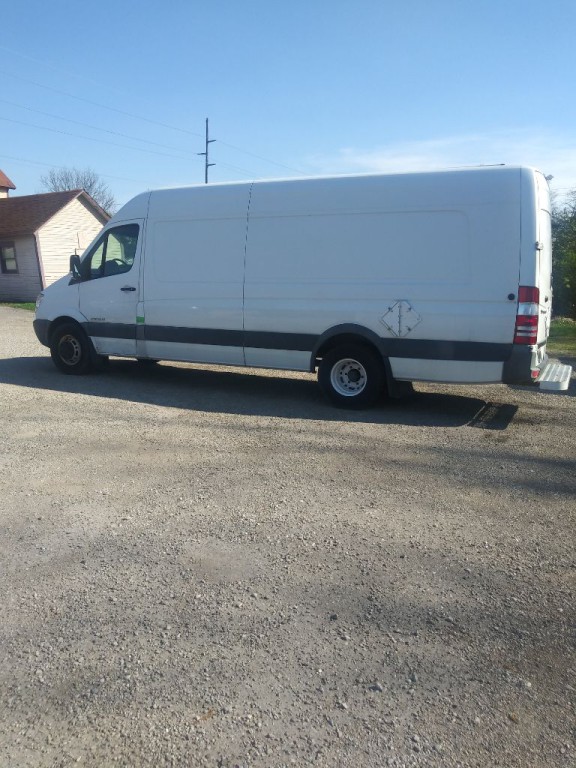 2008 Dodge Sprinter Image 2