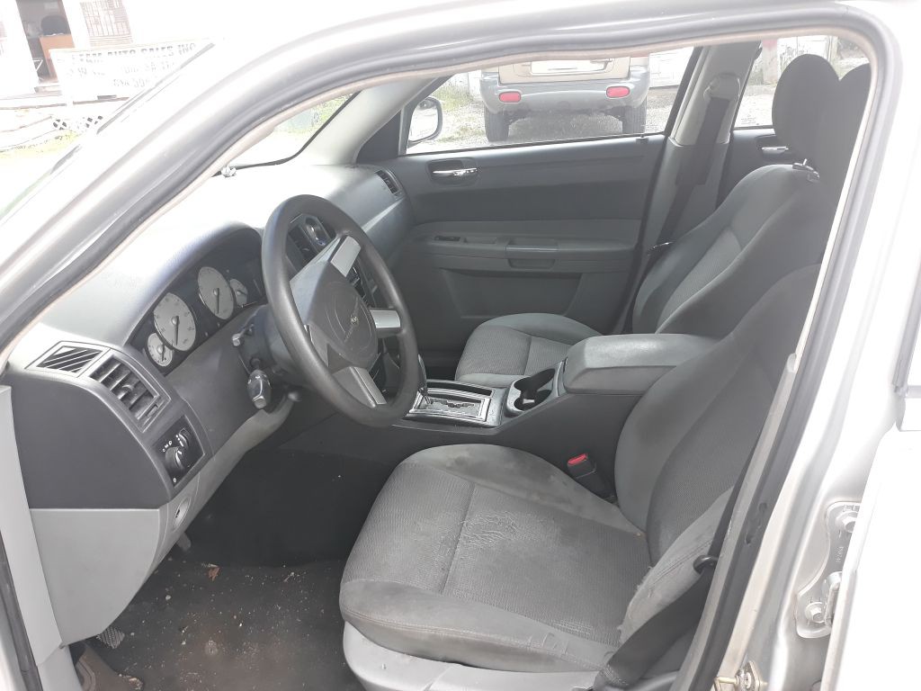 2008 GMC Acadia Image 6