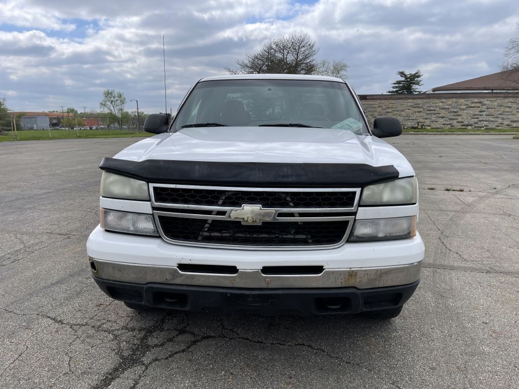 2006 Chevrolet Silverado 1500 Image 1