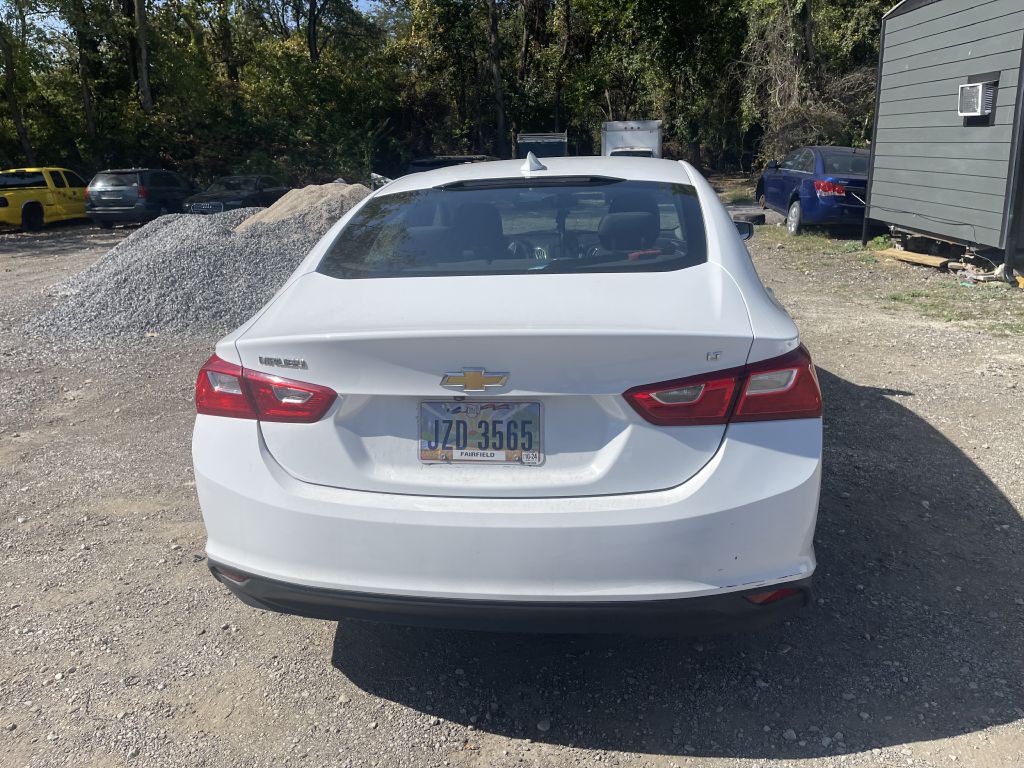 2018 Chevrolet Malibu Image 5