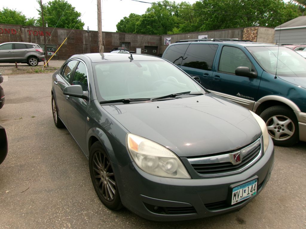 2009 Saturn Aura Image 2