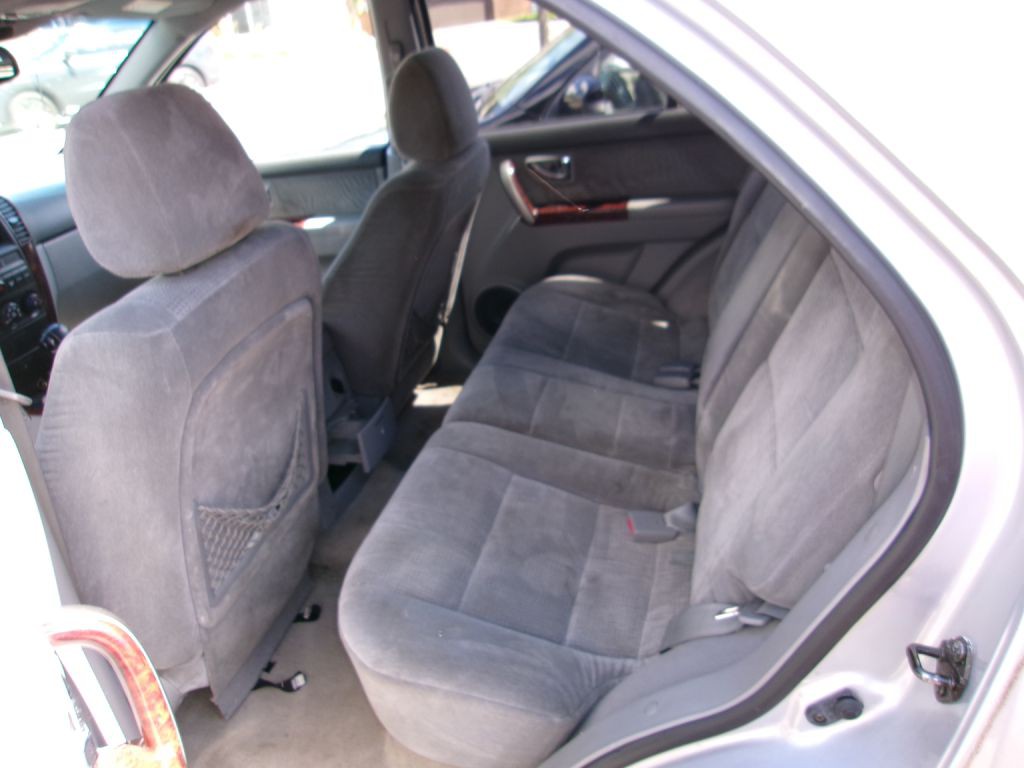 2004 Kia Sorento Image 7