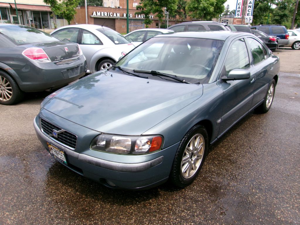 2004 Volvo S60 Image 3