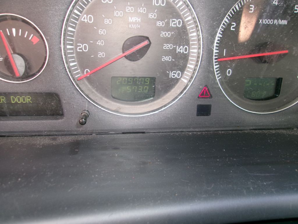 2004 Volvo S60 Image 8